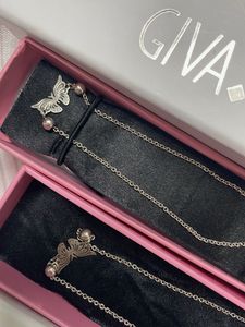 GIVA Butterfly Anklet Set