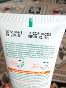 Himalaya Dark Spot Clearing Turmeric Scrub &amp; Pack