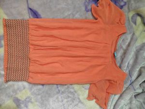 Chic Peach Top