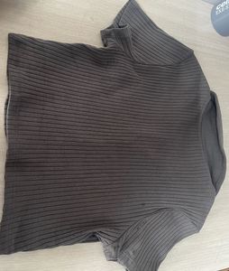 Ribbed Zip Up Crop Top
