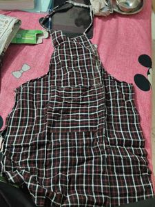 apron