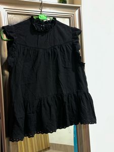 Chic Black Ruffled Top