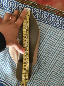 Belly Type Slipper Good Condition
