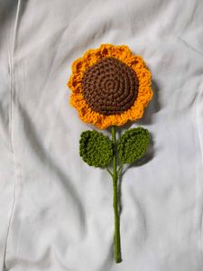 Crocheted Sunflower Stem