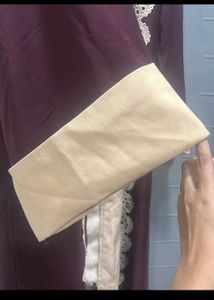 Elegant Maroon &amp; Gold Abaya