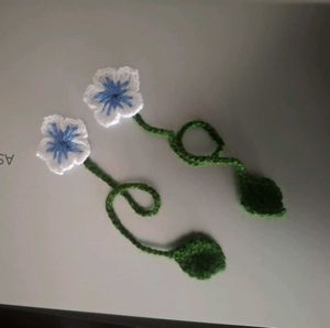 Crochet bookmark