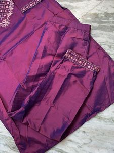 Elegant Purple Kurta Set with Embroidery