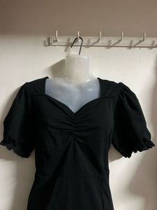 Chic Black Puff Sleeve Square Neck Dress