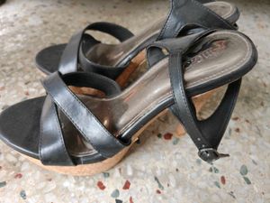 Stylish Black Heels- with a little defect