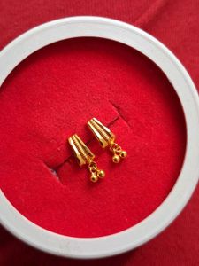 Gold  Stud Earrings Set