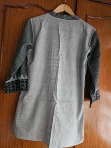 Westside ikkat top
