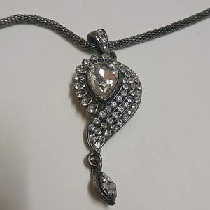 pendent set