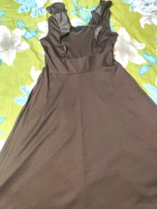 Mast ❤‍🔥Brown Ribbed Dress with Ruffle Sleeves