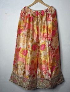 Elegant Floral Print Lehenga Choli