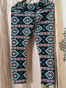 Patterned woolen Leggings