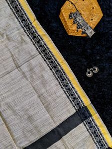 Handloom Style Striped Dupatta | Black &amp; Beige