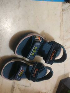 Comfortable Blue Kids Sandals size 1