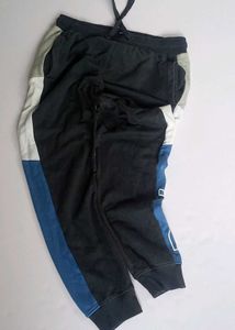 Bench Joggers with Logo Detail