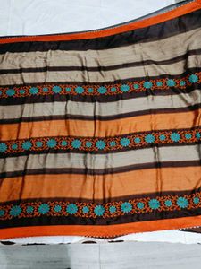 🇳🇿💫🎀Stylish Striped Saree with Embellished