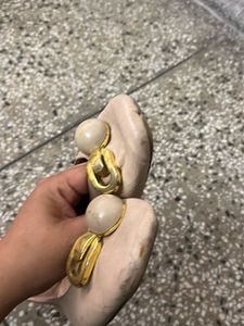 Elegant Ballerina Flats with Unique Buckle