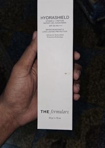 THE formularx Hydrashield Sunscreen SPF 50