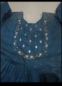 Embellished Teal Kurta with Earrings