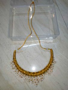 NEW 3168  guttapusalu designer hasli with stud