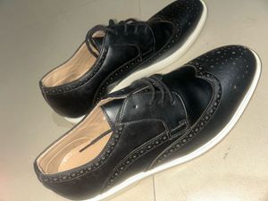 Stylish Black Oxford Shoes