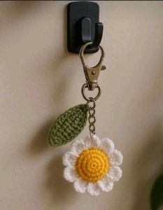 Handmade Crochet Daisy Keychain