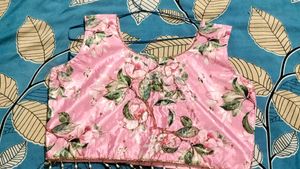 Beautiful pink 🩷 three piece 🩷✅