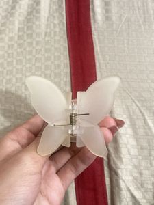 butterfly claw clip