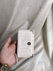 Chic White Quilted Wallet with Accent Detail
