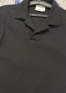 Black Collared V-Neck Top