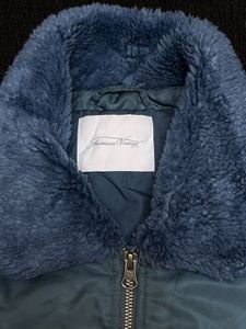 Stylish Bomber Jacket with Fur Collar