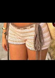 Crochet shorts with bow ties