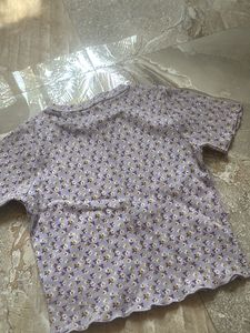 Cute Floral Print Ribbed Top