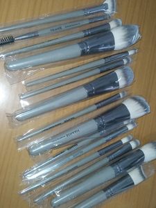 MAANGE 13-Piece Pro Makeup Brush Set New