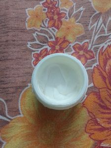 BIOTIQUE  Coconut Brightening Instant Glow Cream