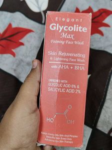 Elegant Glycolite Max Foaming Face Wash