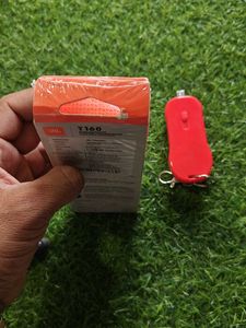 JBL T160 In-Earphones free power Bank