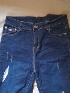 Ribbed Denim Capri