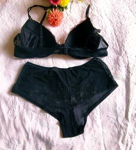 Black Embroidered Bra &amp; Panty Set