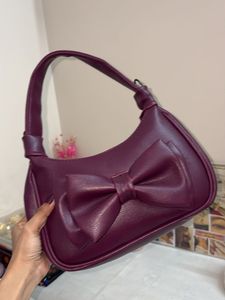 Chic Burgundy Bow Handbag