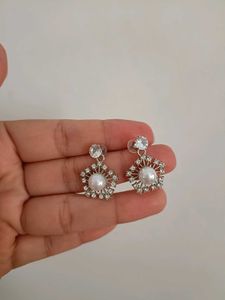 Elegant Pearl and Crystal Flower Earrings