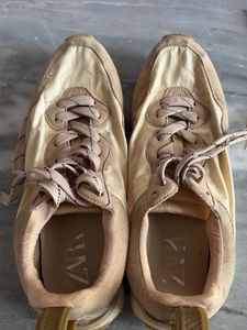 Zara Cream & Beige Sneakers