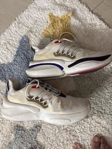 Adidas Bounce Sneakers