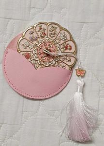 Twelve flower portable  pocket mirror with tassel