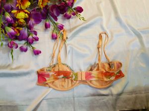 🇳🇿💫🎀Vibrant Floral Print Balconette Bra