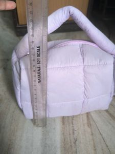 🆕Cute Padded Lavender Handbag