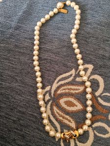 Elegant Pearl Necklace with Gold Clasp